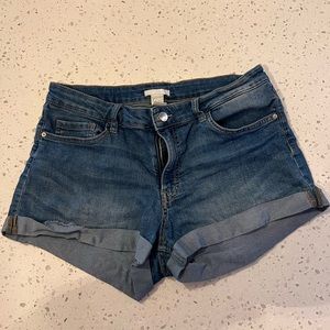 H&M jean shorts women’s size 8